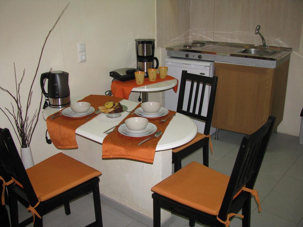 Villa Kokkinos Potos Ruang foto